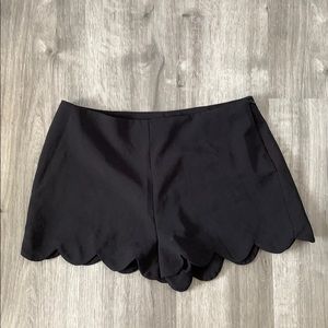 Black solid shorts